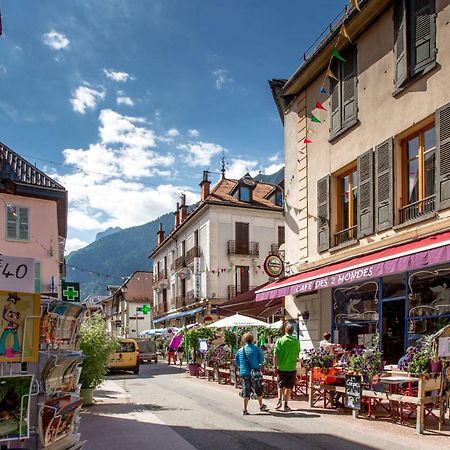 Studio Au Pied Des Montagnes Le Bourg-d'Oisans Exterior photo