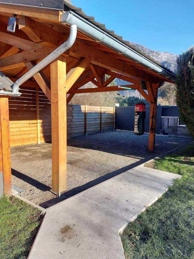 Studio Au Pied Des Montagnes Le Bourg-d'Oisans Exterior photo